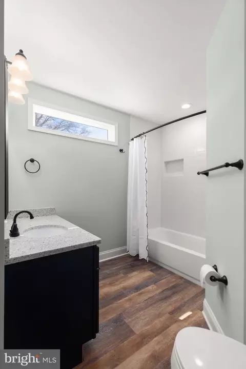 Bath - 7635 S Bend Rd, Dundalk, MD 21222 photo 2 of 3