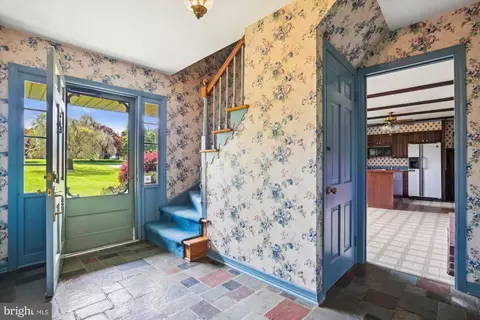 Entry Way - 13613 Alliston Dr, Baldwin, MD 21013 photo 2 of 2