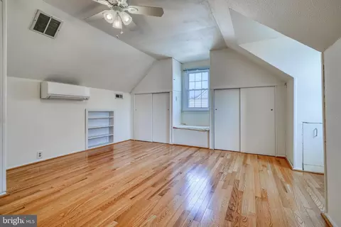 Bedroom - 3138 Cornwall Rd, Dundalk, MD 21222 photo 3 of 4