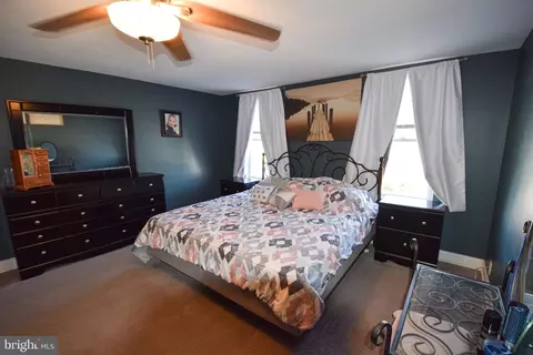 Bedroom - 2310 Ruth Ave, Sparrows Point, MD 21219 photo 2 of 9