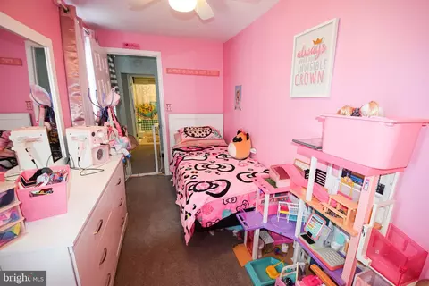 Bedroom - 2310 Ruth Ave, Sparrows Point, MD 21219 photo 4 of 9