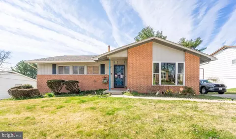 8219 Scotts Level Rd, Pikesville, MD 21208