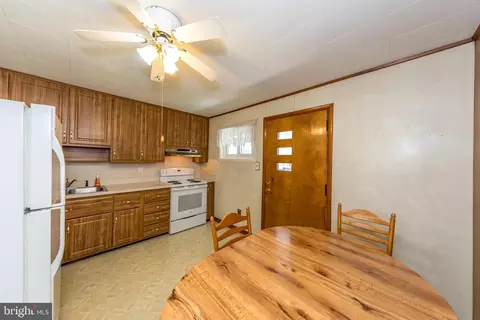Dining - 1204 Fuselage Ave, Middle River, MD 21220 photo 1 of 2