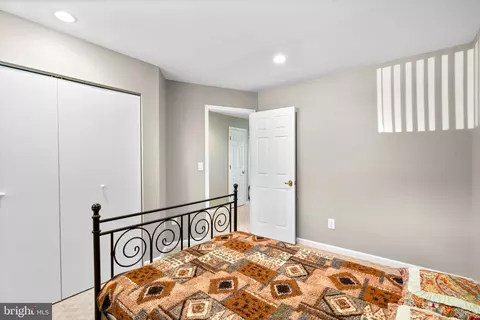 Bedroom - 16 Stablemere Ct, Baltimore, MD 21209 photo 9 of 9