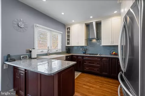 Kitchen - 16 Stablemere Ct, Baltimore, MD 21209 photo 1 of 4