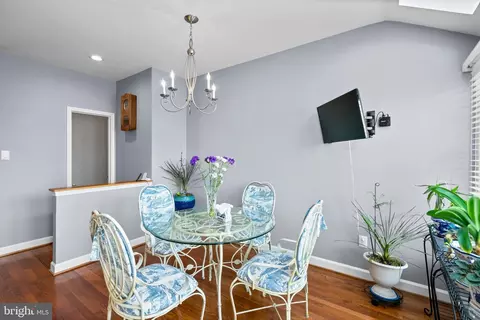 Dining - 16 Stablemere Ct, Baltimore, MD 21209 photo 5 of 5