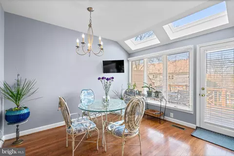Dining - 16 Stablemere Ct, Baltimore, MD 21209 photo 4 of 5