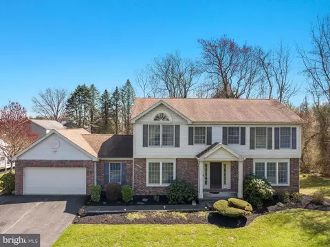 12083 Long Lake Dr, Owings Mills, MD 21117