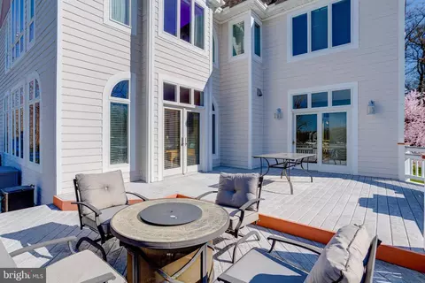 Exterior - 708 Nollmeyer Rd, Middle River, MD 21220 photo 13 of 19