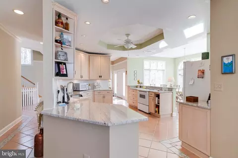 Kitchen - 708 Nollmeyer Rd, Middle River, MD 21220 photo 1 of 9