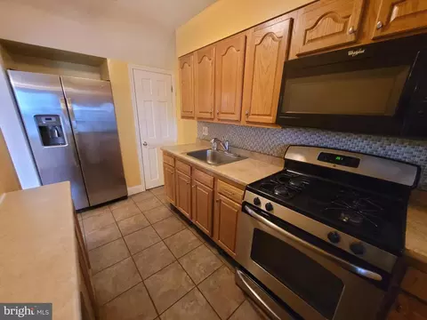 64 S Hawthorne Rd, Middle River, MD 21220 photo 5