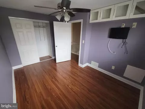 64 S Hawthorne Rd, Middle River, MD 21220 photo 9
