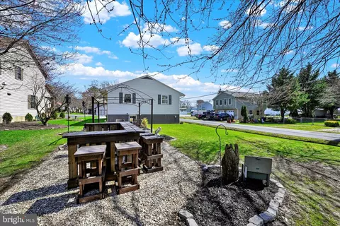 Exterior - 8016 Shore Rd, Sparrows Point, MD 21219 photo 6 of 6