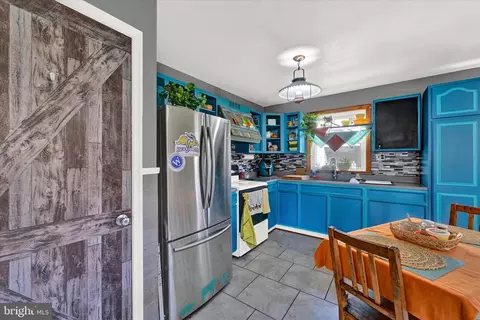 Kitchen - 8016 Shore Rd, Sparrows Point, MD 21219 photo 3 of 3