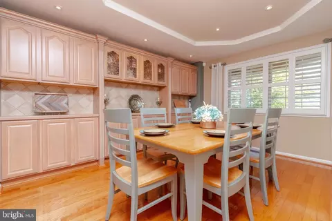 Dining - 8920 Avenue B, Sparrows Point, MD 21219 photo 1 of 2