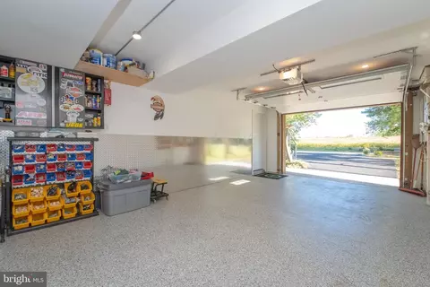 Exterior - 8920 Avenue B, Sparrows Point, MD 21219 photo 23 of 27