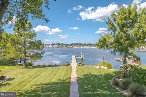 View/Area - 8920 Avenue B, Sparrows Point, MD 21219 photo 7 of 10