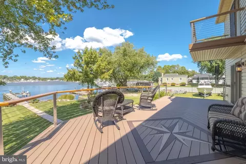 Exterior - 8920 Avenue B, Sparrows Point, MD 21219 photo 6 of 27