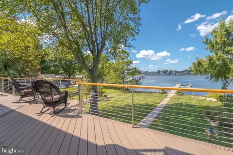 Exterior - 8920 Avenue B, Sparrows Point, MD 21219 photo 13 of 27