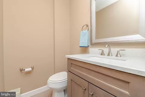 Bath - 8920 Avenue B, Sparrows Point, MD 21219 photo 9 of 10