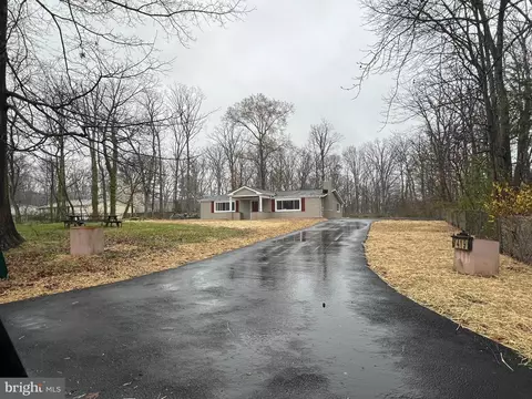 1419 Maple Ave, Essex, MD 21221