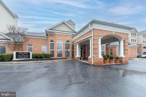400 Symphony Cir #453D, Cockeysville, MD 21030