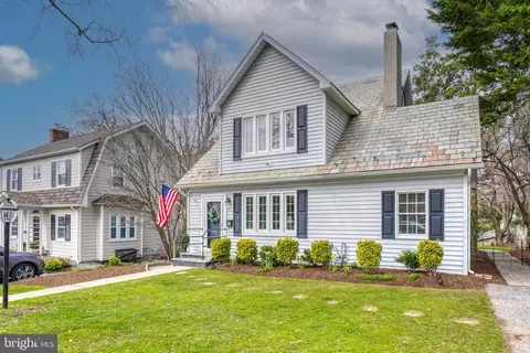 Exterior - 6 Dixie Dr, Towson, MD 21204 photo 2 of 10