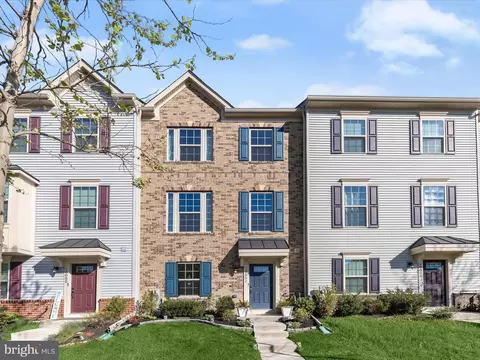 10002 Sandy Run Rd, Middle River, MD 21220