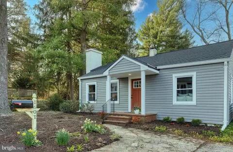 1601 Twin Maple Ave, Towson, MD 21204