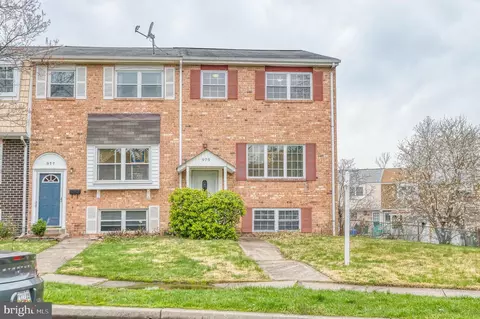 Exterior - 979 Stormont Cir, Halethorpe, MD 21227 photo 10 of 12