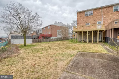 Exterior - 979 Stormont Cir, Halethorpe, MD 21227 photo 9 of 12