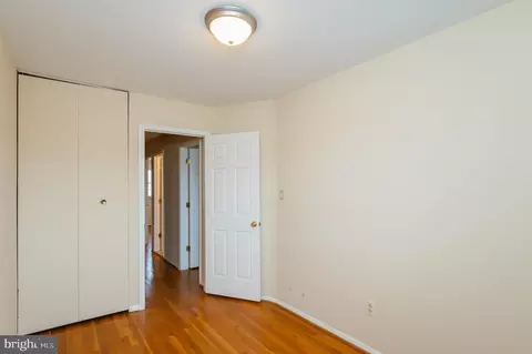 Bedroom - 979 Stormont Cir, Halethorpe, MD 21227 photo 1 of 1