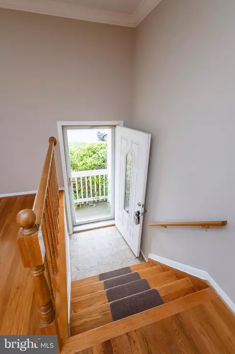 Entry Way - 979 Stormont Cir, Halethorpe, MD 21227 photo 1 of 1