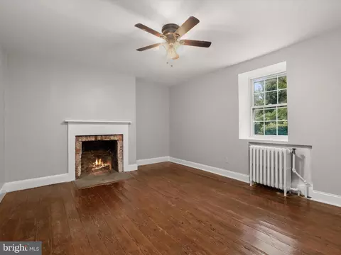 Living - 1846 Sutton Ave, Halethorpe, MD 21227 photo 16 of 16