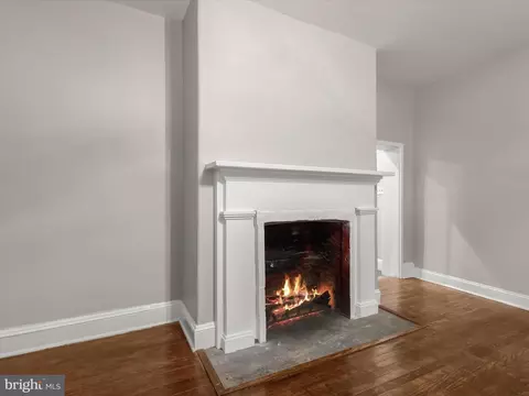 Living - 1846 Sutton Ave, Halethorpe, MD 21227 photo 10 of 16