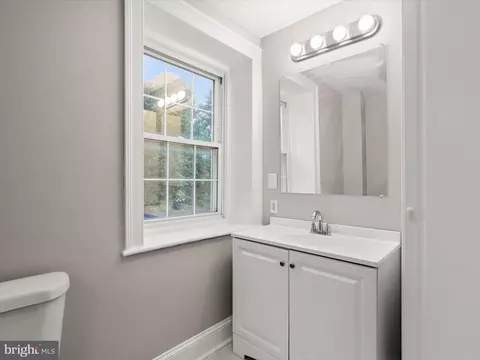 Bath - 1846 Sutton Ave, Halethorpe, MD 21227 photo 5 of 5