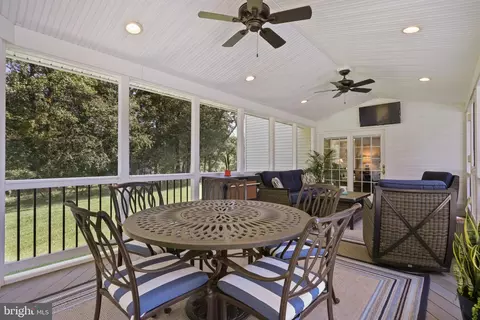 Exterior - 14222 Sawmill Ct, Phoenix, MD 21131 photo 5 of 18