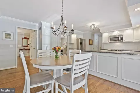 Dining - 14222 Sawmill Ct, Phoenix, MD 21131 photo 4 of 4
