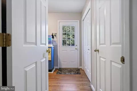 Entry Way - 14222 Sawmill Ct, Phoenix, MD 21131 photo 3 of 4