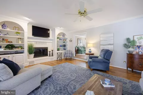 Living - 14222 Sawmill Ct, Phoenix, MD 21131 photo 3 of 4
