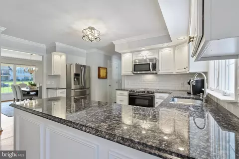 Kitchen - 14222 Sawmill Ct, Phoenix, MD 21131 photo 1 of 2