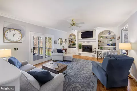 Living - 14222 Sawmill Ct, Phoenix, MD 21131 photo 4 of 4