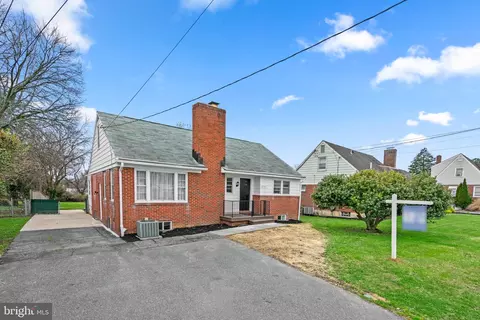 Exterior - 3737 E Joppa Rd, Nottingham, MD 21236 photo 3 of 6
