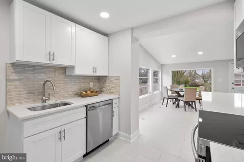 Kitchen - 3737 E Joppa Rd, Nottingham, MD 21236 photo 2 of 2