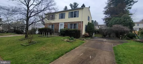 21 Stuart Mills Pl, Catonsville, MD 21228