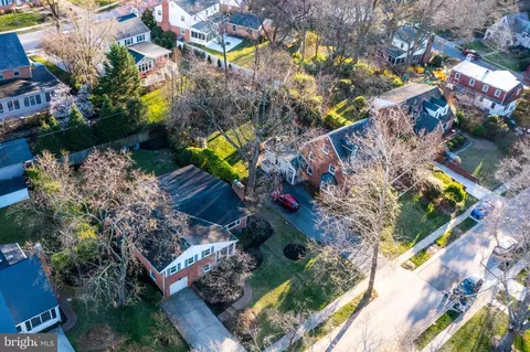 View/Area - 807 Ridgeleigh Rd, Baltimore, MD 21212 photo 1 of 5