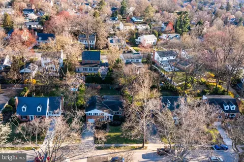 View/Area - 807 Ridgeleigh Rd, Baltimore, MD 21212 photo 2 of 5