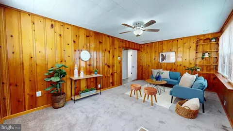 Living - 1870 Marshall Rd, Dundalk, MD 21222 photo 1 of 3