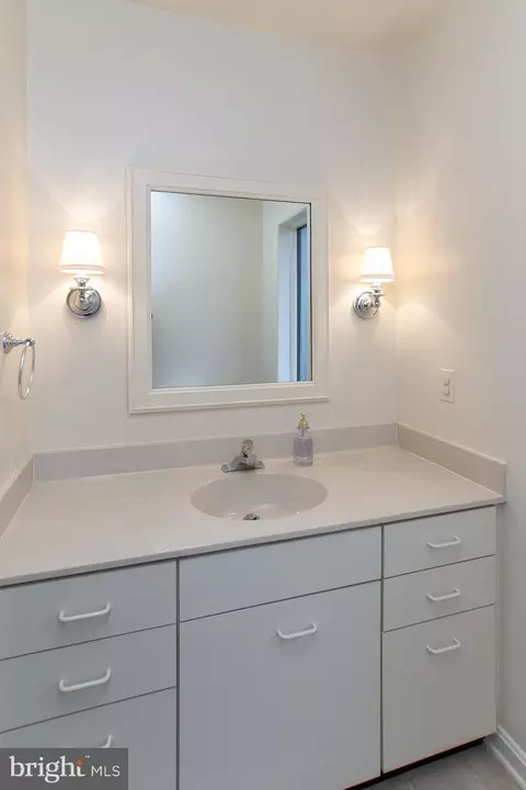Bath - 11 Wetherbee Ct, Phoenix, MD 21131 photo 1 of 13