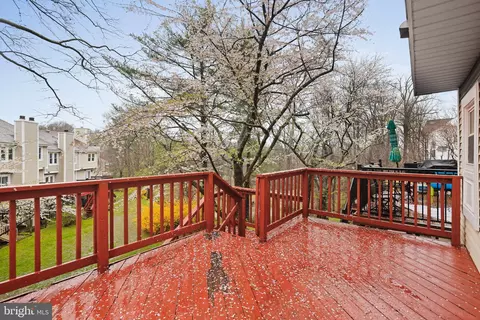 Exterior - 6942 Clearwind Ct, Baltimore, MD 21209 photo 4 of 6